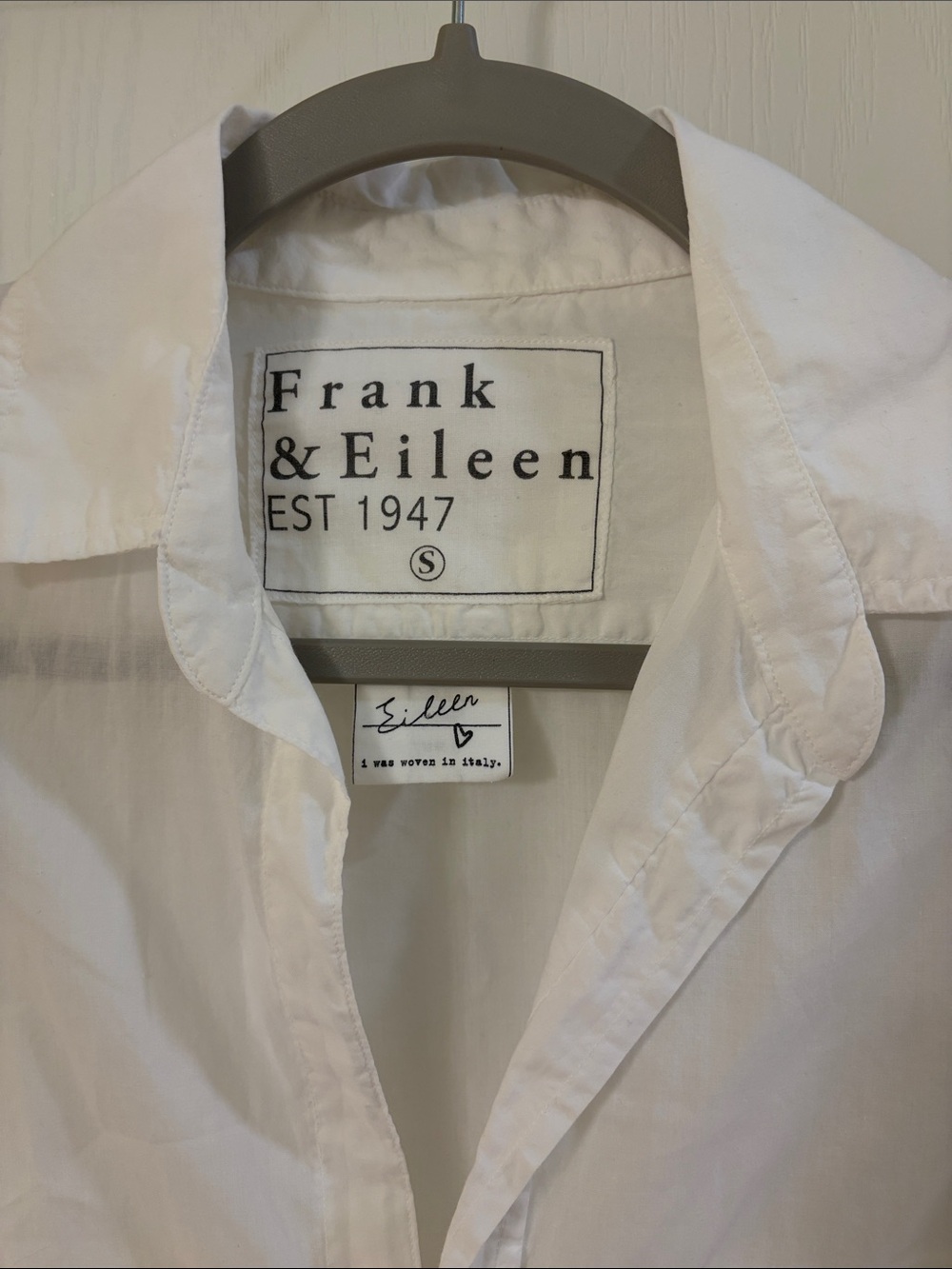 Frank & Eileen White Casual Button-Down Shirt - Frankandeileen.com for sizing - Picture 2 of 10
